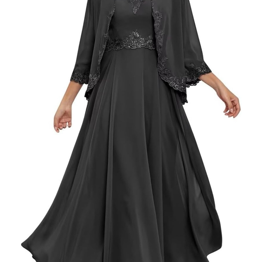 Elegant Black Evening Gown - Mother of the Bride|special occasion. Color=BLACK.